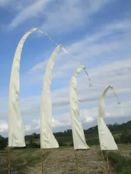 Bali Flag, satin, cream 3 meters 
