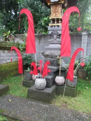 Bali Flag, Satin, aubergine, 55cm including stick 
