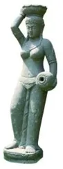 SALE – stehende Frau mit Schüssel, 150 cm 