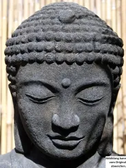 Sitzender Buddha, japanisch, 65 cm 