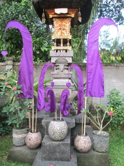 Bali Flag, satin, purple, 55cm including stick 