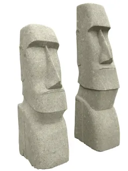 Moai head, 150 cm H 
