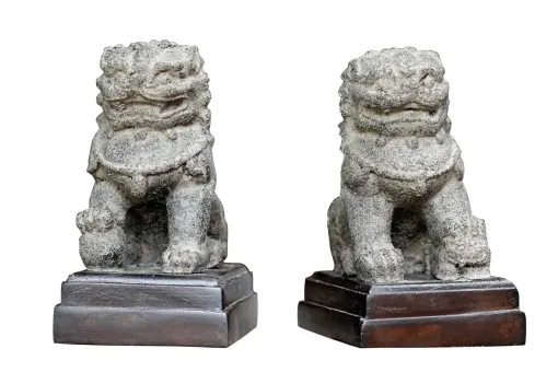 Set temple lions, each on wooden base, 10 cm H 