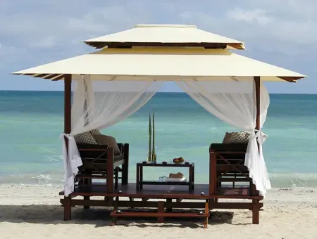 Gazebo garden house with Bali ambience 