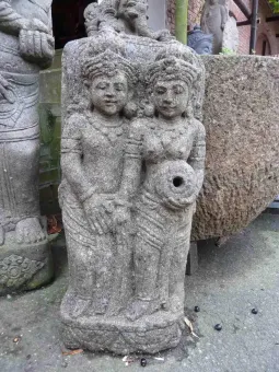 Relieffiguren im quadratischen Rahmen 65x30cm 