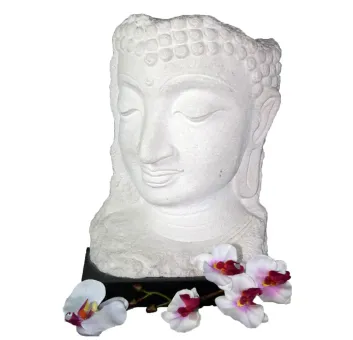 Buddha-Gesicht auf Holzständer 