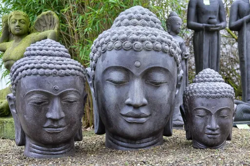 Buddha-Kopf, Steinguss 