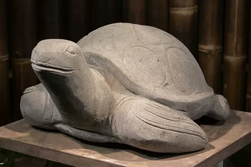 Turtle made of river stone with hole, approx. 50 cm L 